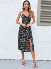 Robe imprimée à bretelles spaghetti fendues et décolletées